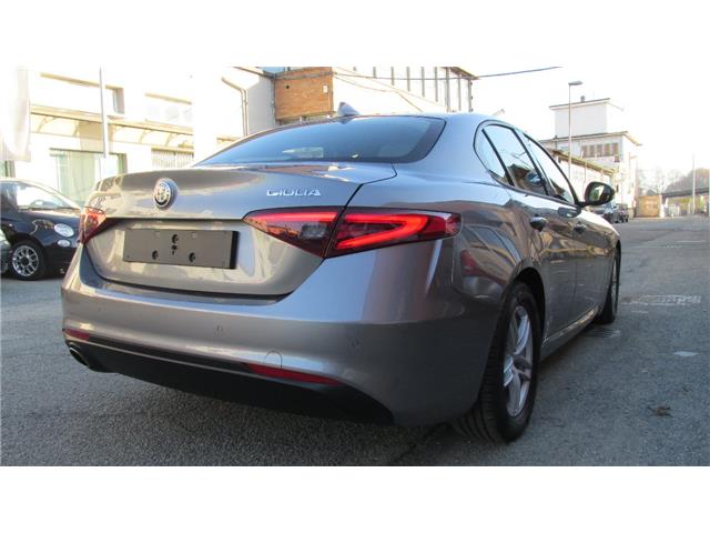 Left hand drive ALFA ROMEO GIULIA 2.2